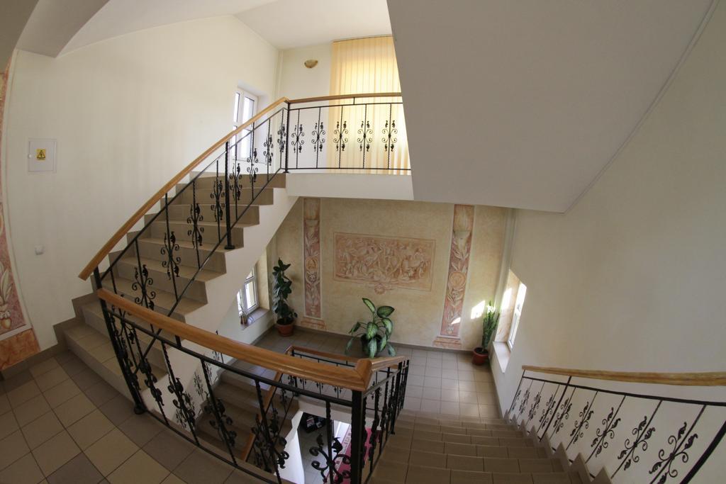 Hôtel Casa Traiana à Alba Iulia Extérieur photo